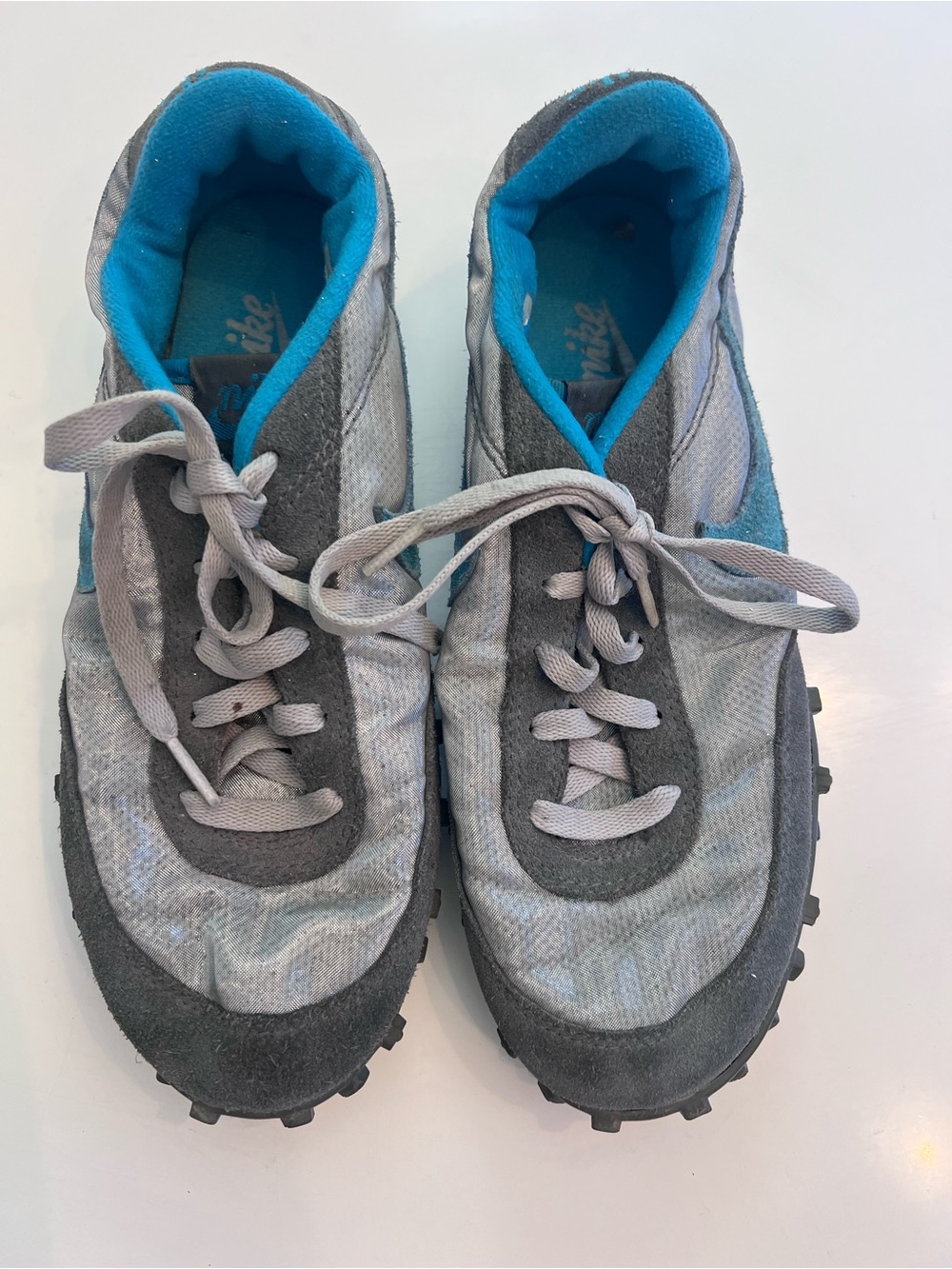 Nike Men’s Sneakers in Gray and Teal Blue